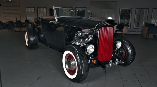 1932 Ford Roadster - photo 12