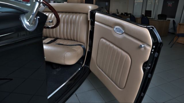 1932 Ford Roadster - photo 6