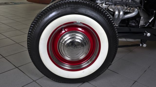 1932 Ford Roadster - photo 13