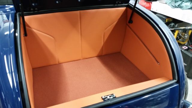 1932 Ford Roadster Leather Interior - photo 12