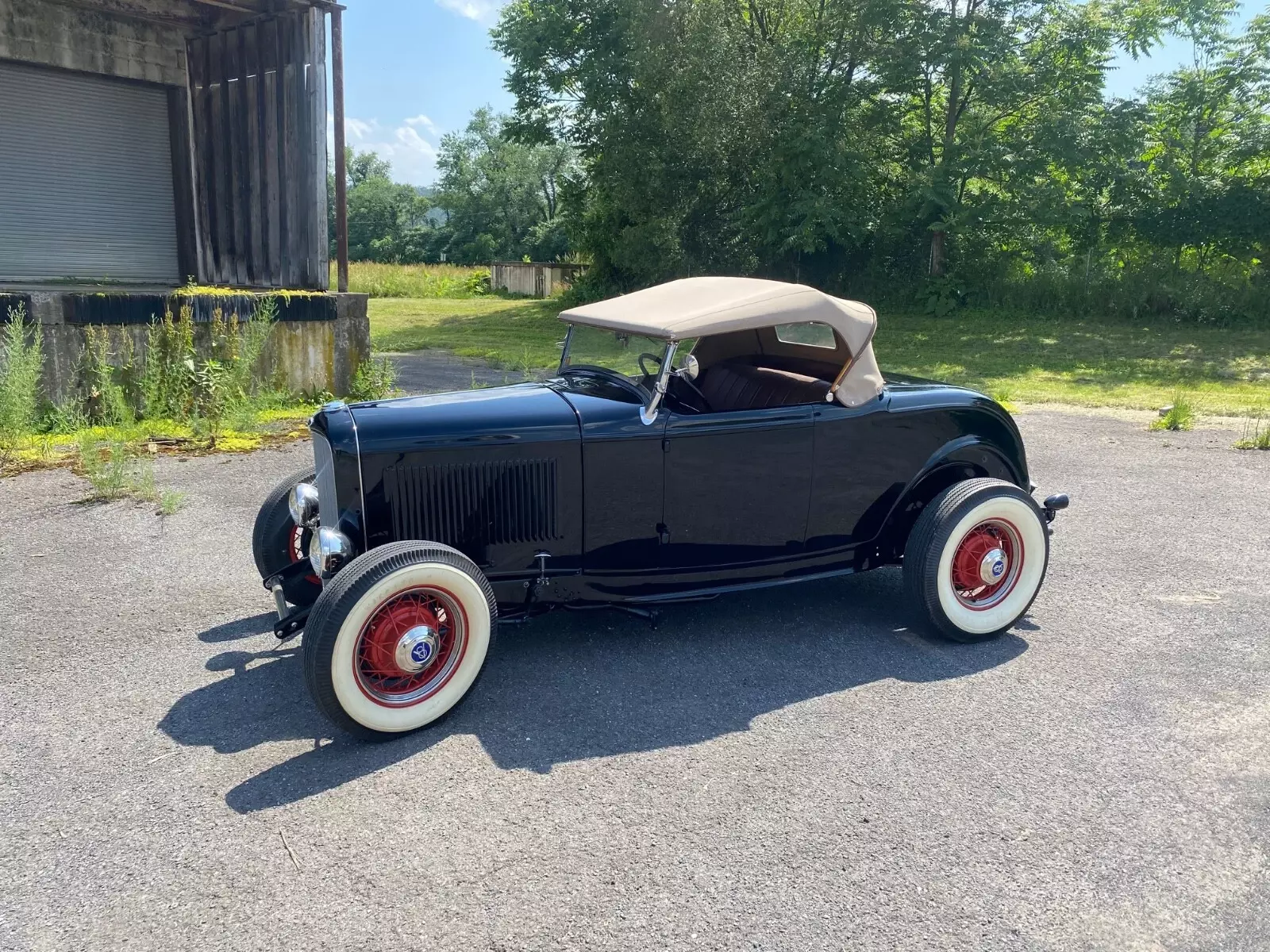 1932 Ford Roadster - photo 8