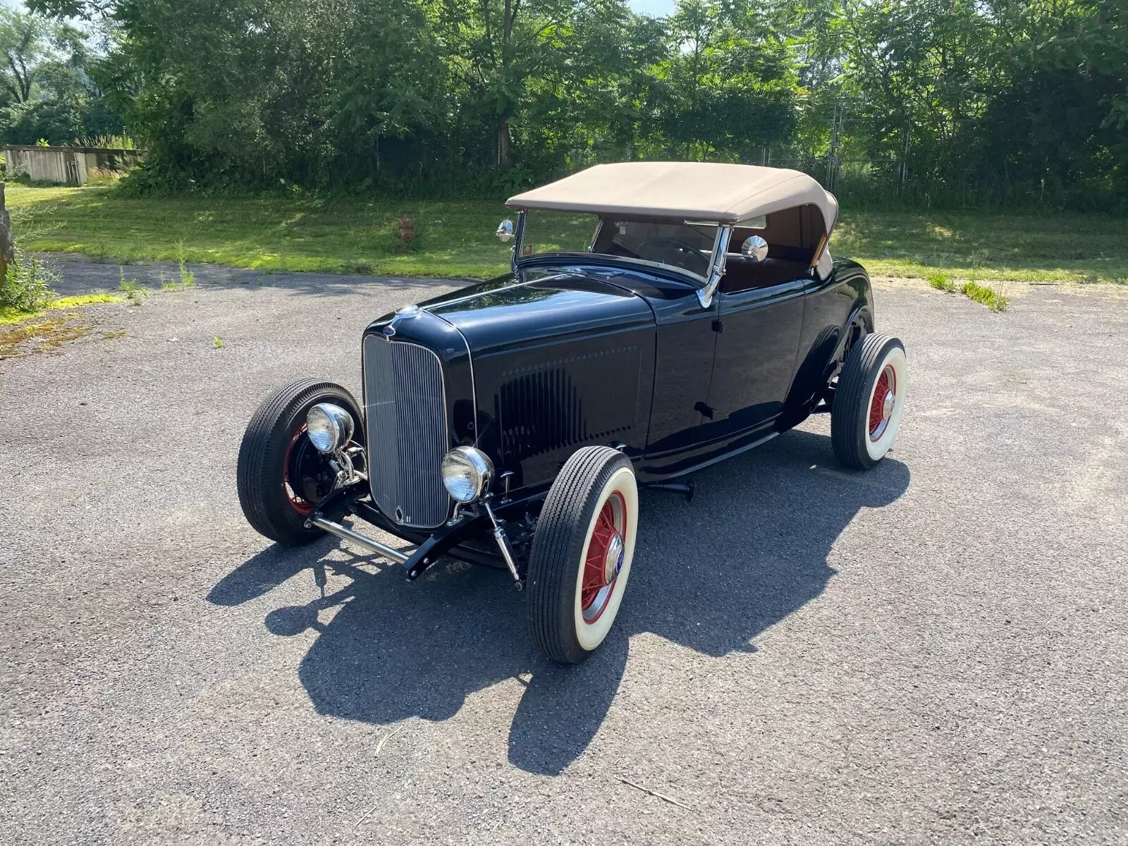 1932 Ford Roadster - photo 9