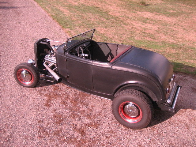 1932 Ford Roadster - photo 7