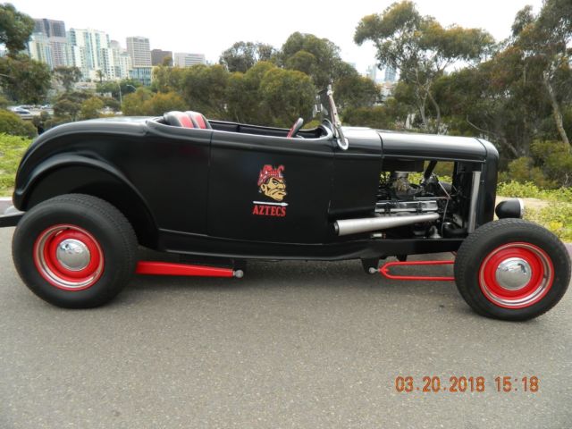 1932 Ford Fiberglass body roadster Custom - photo 4
