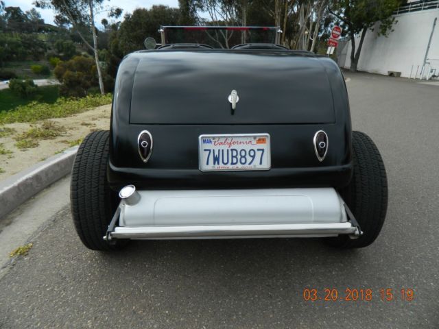 1932 Ford Fiberglass body roadster Custom - photo 6