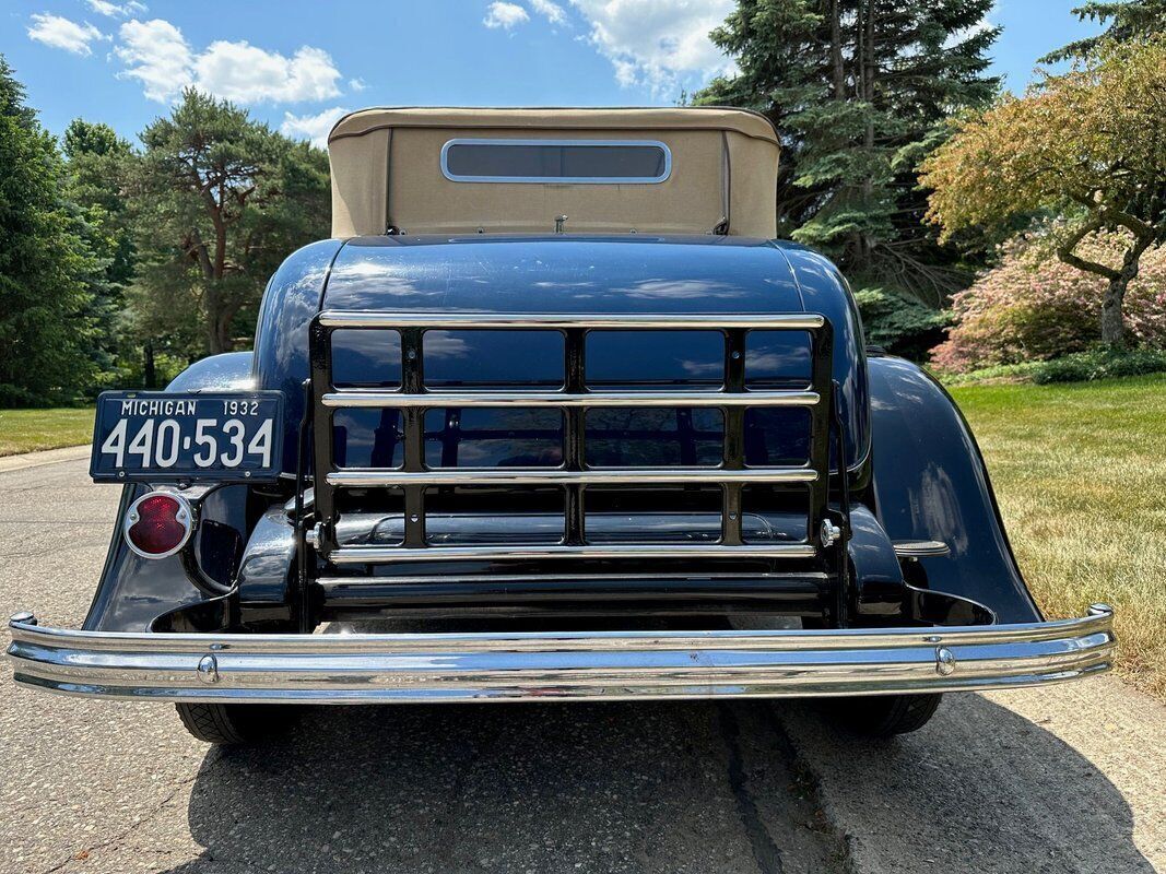 1932 Ford Cabriolet - photo 7
