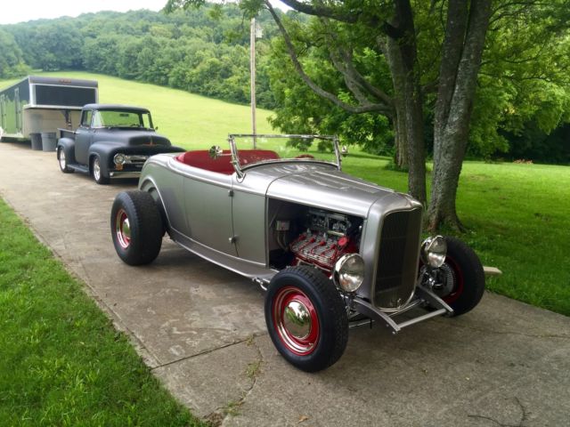 1932 Ford Roadster - photo 3