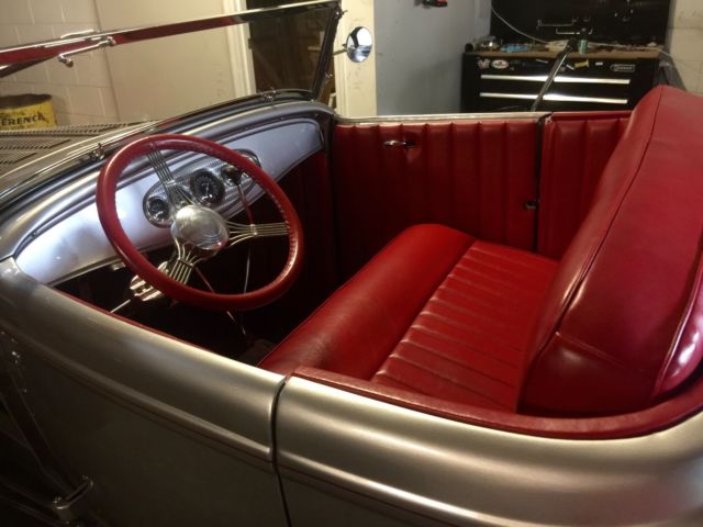 1932 Ford Roadster - photo 9