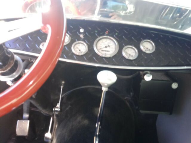 1932 Ford Model A - photo 5