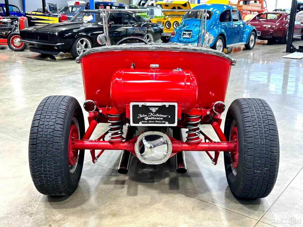 1932 Ford T-Bucket Roadster - photo 6