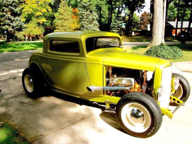 1932 Ford THREE WINDOW COUPE - photo 3