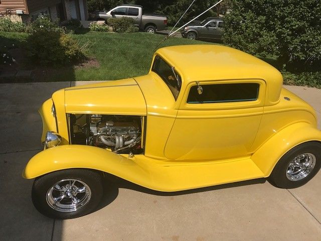 1932 Ford 3 window - photo 5