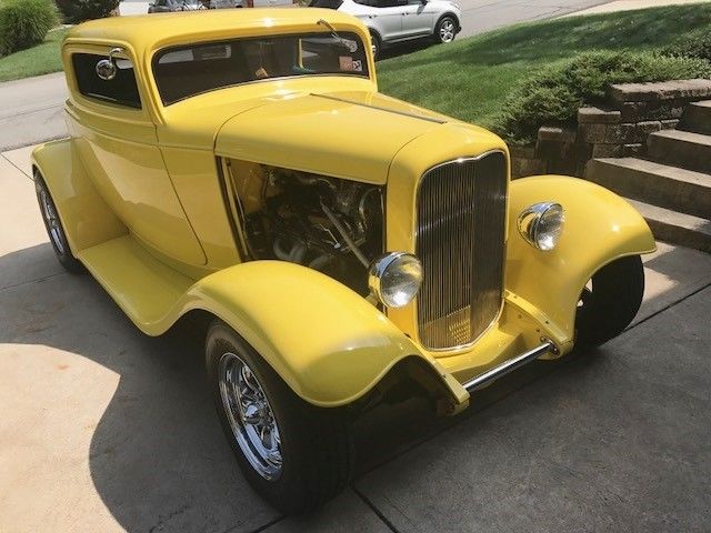 1932 Ford 3 window - photo 6