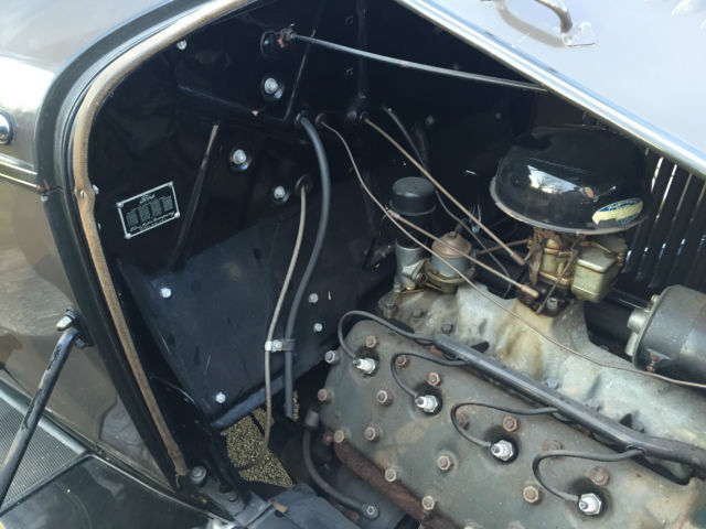 1932 Ford V-8 Deluxe rumble seat - photo 9