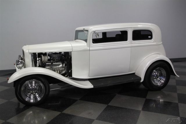1932 Ford Vicky - photo 6