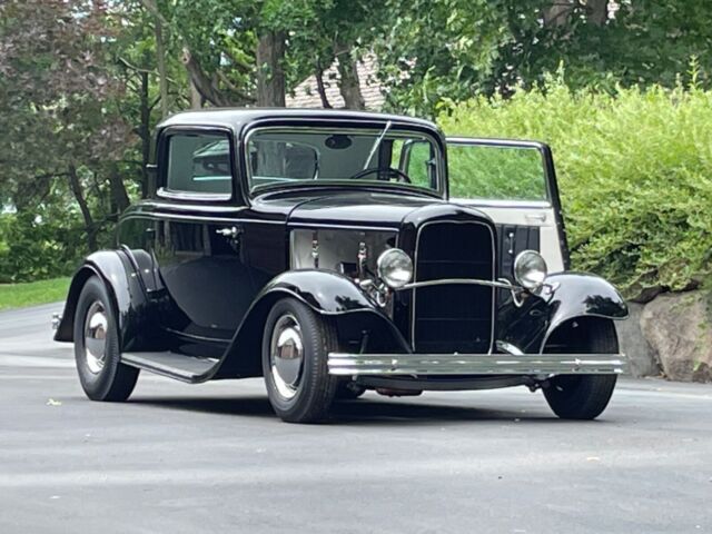 1932 Henry Ford Deluxe 3 Window Coupe SCTA Hot Rod Flathead Black Tuck and Roll 1932 Ford Other