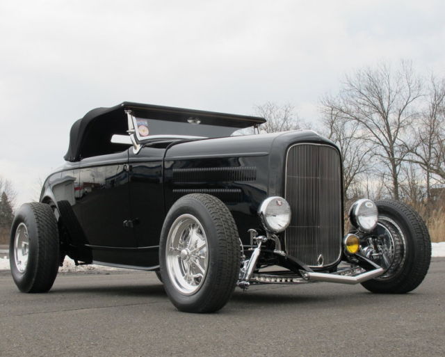 1932 Ford Roadster - photo 6