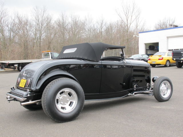 1932 Ford Roadster - photo 7
