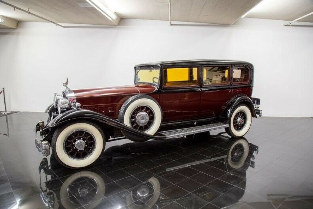 1932 Packard Deluxe Eight 904 5/7 Passenger Sedan - photo 12