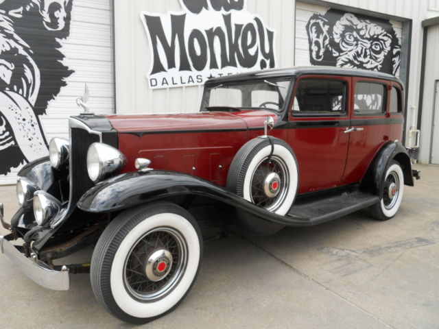 1932 Packard 900 Sedan