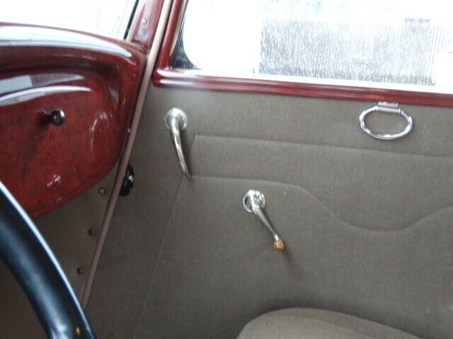 1933 Ford 3 w coupe - photo 10