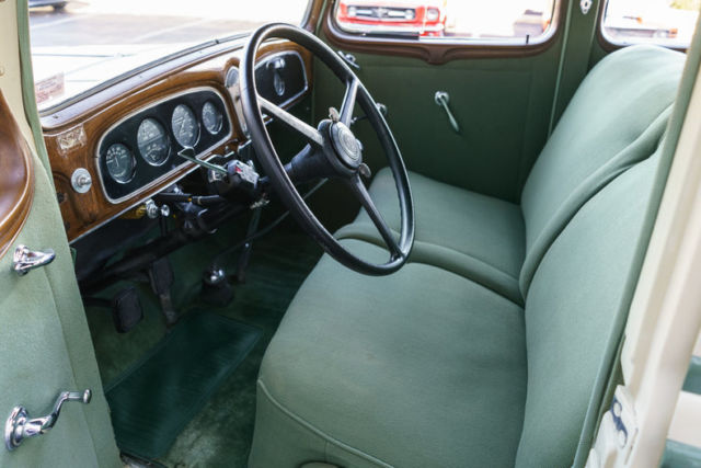 1933 Buick Model 57 Sedan - photo 11