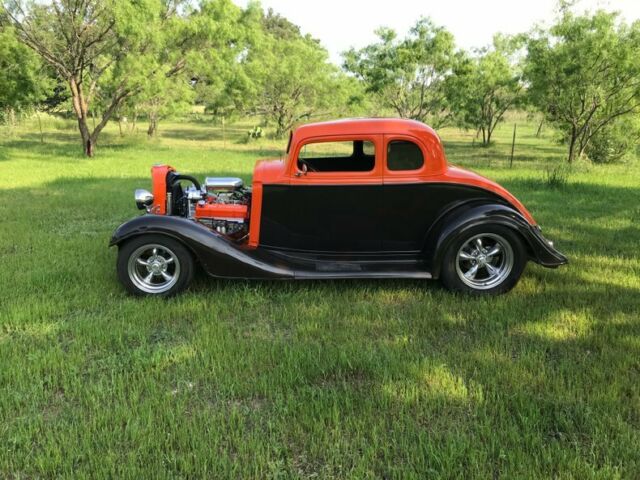 1933 Chevrolet 5-Window Coupe Steel body glass fenders 383 stroker 700-R AC - photo 2