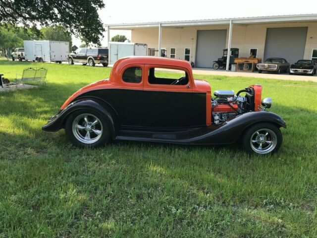 1933 Chevrolet 5-Window Coupe Steel body glass fenders 383 stroker 700-R AC - photo 3