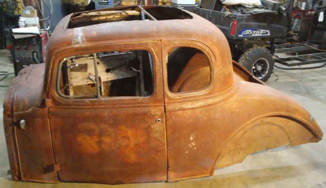 1933 Pontiac coupe --