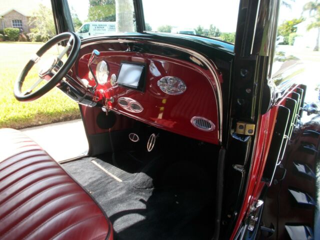 1933 Chrysler Imperial - photo 5