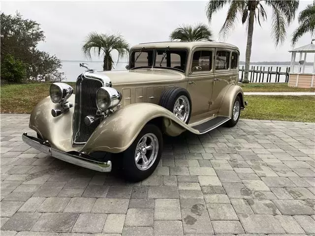 1933 Chrysler Resto-Mod 1933 Chrysler Resto-Mod