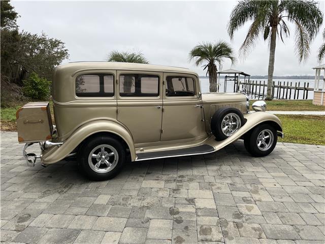 1933 Chrysler Resto-Mod - photo 5