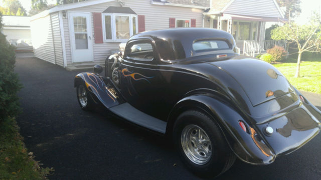 1933 Ford 3 Window Coupe - photo 2