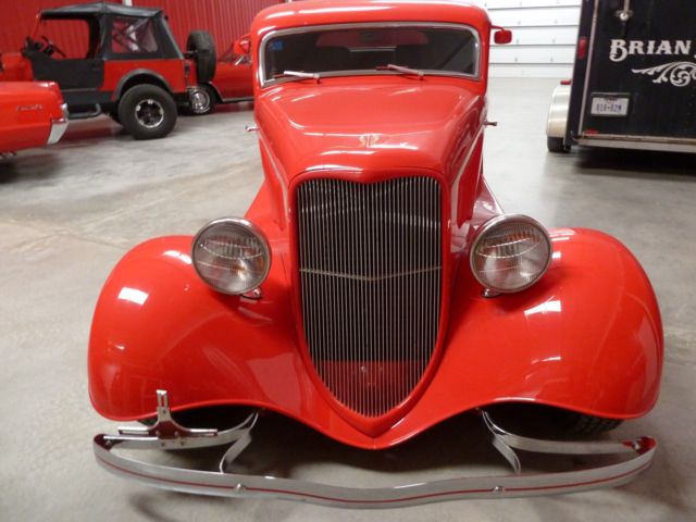 1933 Ford Coupe - photo 3