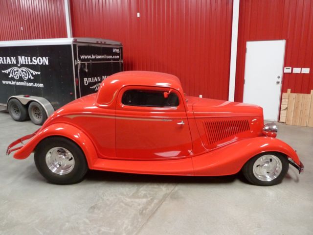 1933 Ford Coupe - photo 4