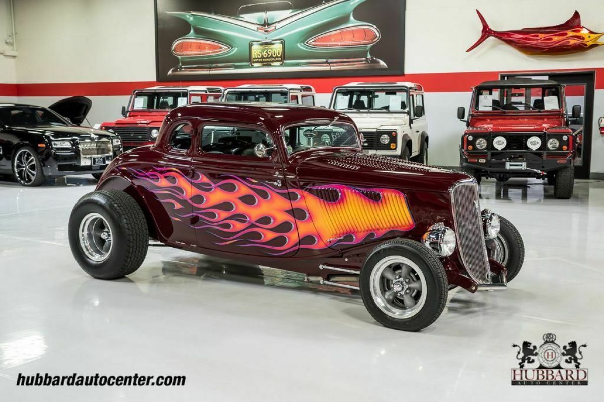 1933 Ford 5 Window Coupe Real Ford body, Art Himsl painted flames - photo 2