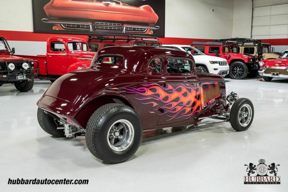 1933 Ford 5 Window Coupe Real Ford body, Art Himsl painted flames - photo 8
