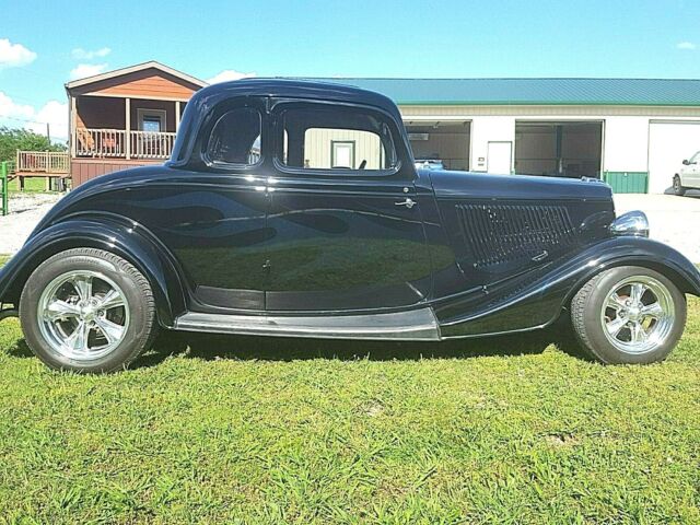 1933 Ford 5 Window Coupe - photo 6