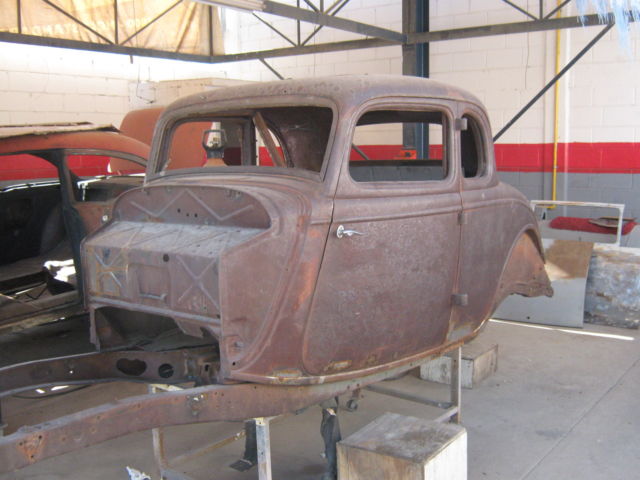 1933 Ford 5 window coupe deluxe - photo 7