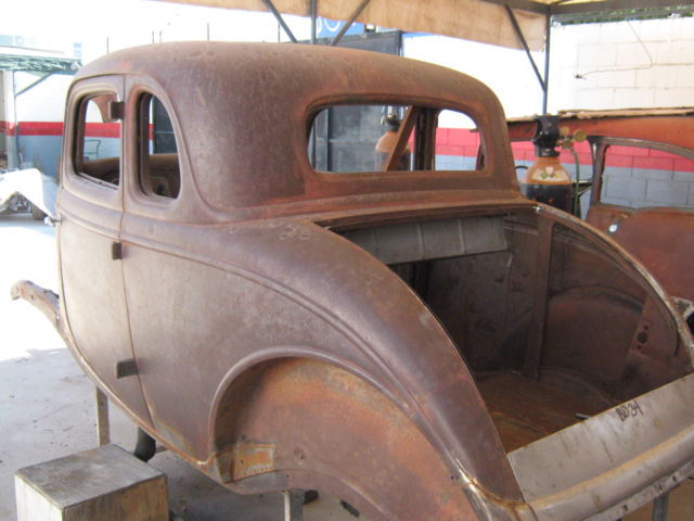 1933 Ford 5 window coupe deluxe - photo 8