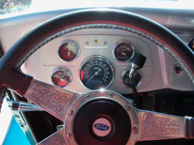 1933 Ford 5 window coupe - photo 9