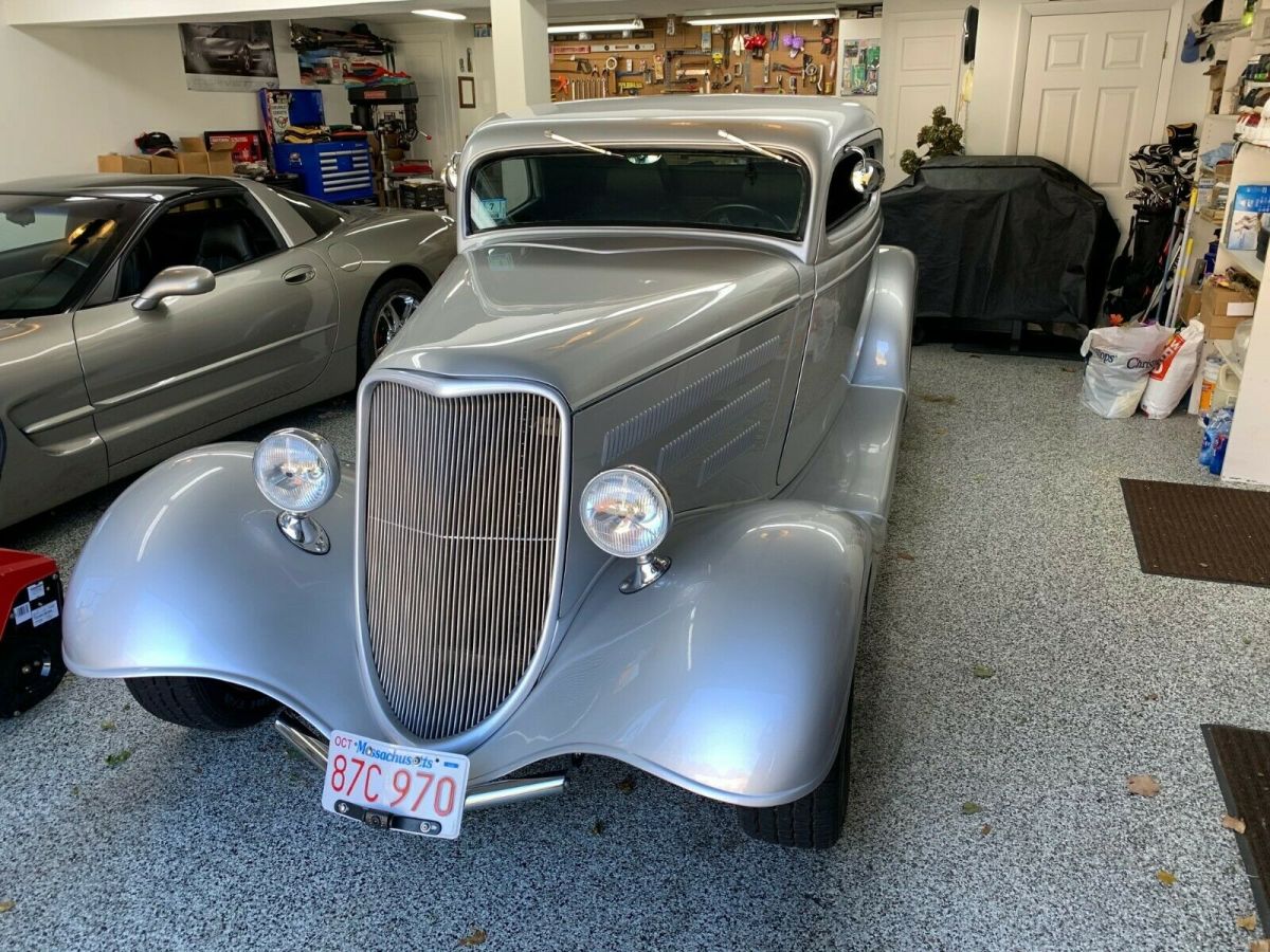 1933 Ford 3 Window Coupe - photo 3