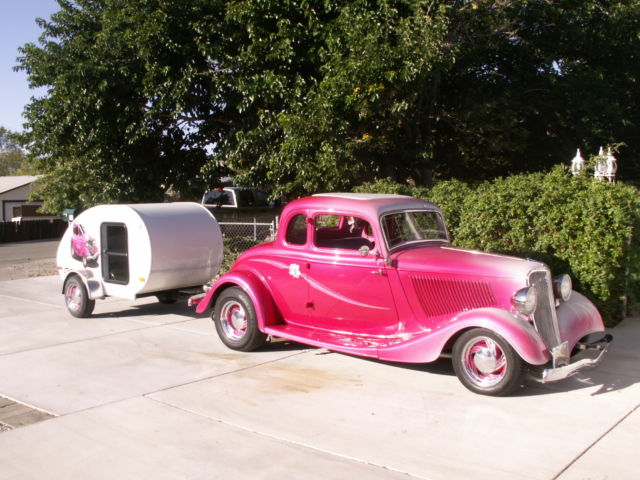 1933 Ford five window coupe street rod, show winner 1933 Ford Five Window coupe air brush