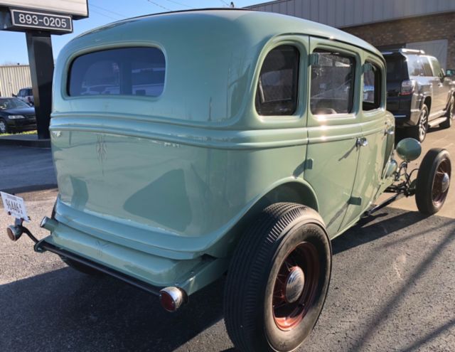 1933 Ford 40 - photo 4