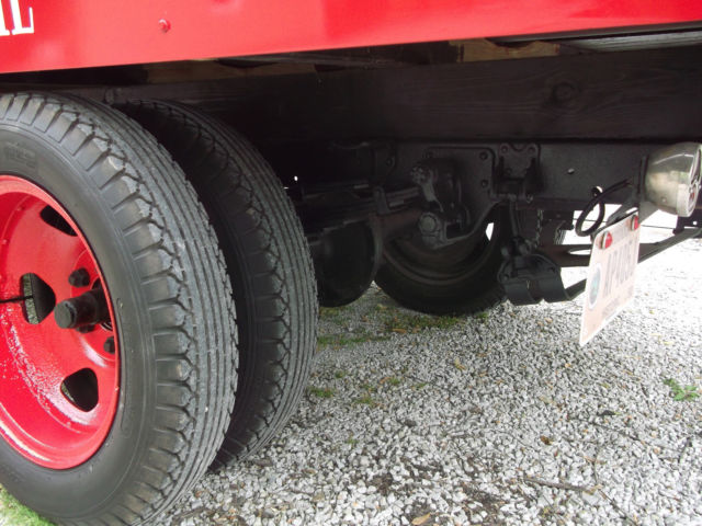 1933 Ford Model A - photo 13