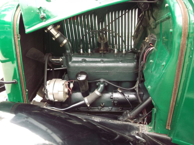 1933 Ford Model A - photo 8