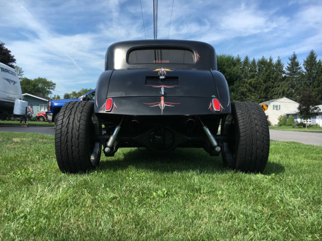 1933 Ford 5 window coupe - photo 10