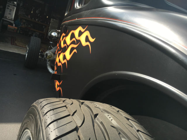 1933 Ford 5 window coupe - photo 3