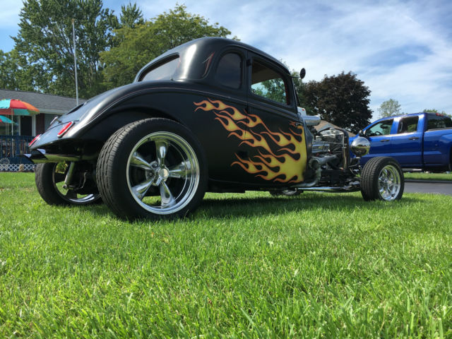 1933 Ford 5 window coupe - photo 9