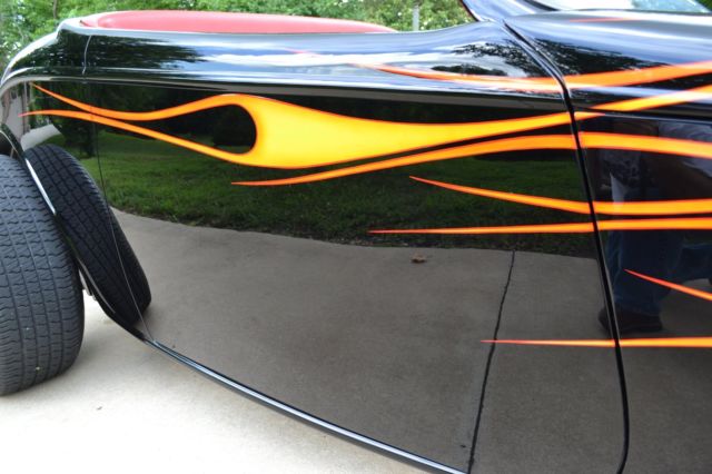 1933 Ford Roadster - photo 3